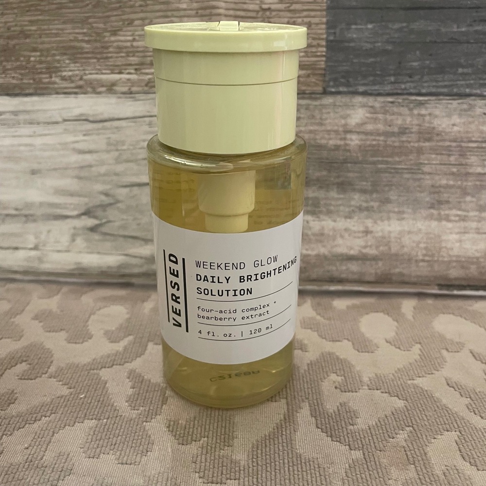 Versed Weekend Glow Daily Brightening Solution Toner 4 fl oz AHA Complex Vegan
